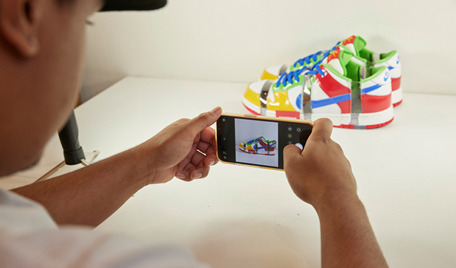 出品はスマホで、操作もシンプル